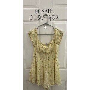 J For Justice Womens Shorts Romper M Off Shoulder Flare Sleeve Crochet Waist 1pc